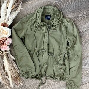 American Eagle Outfitters Y2K Grunge style army green Utility Jacket